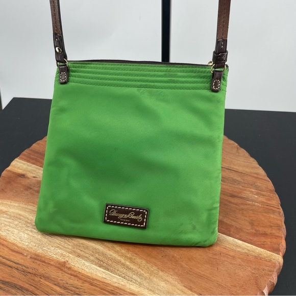 Dooney and Bourke green fabric crossbody leather trim embroidered duck - Picture 5 of 10